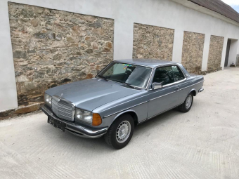 Mercedes-Benz 230 CE