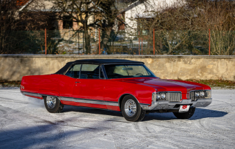 Oldsmobile 98 Convertible